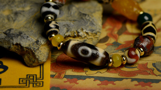 Discover the Mystical Power of Tibetan Dzi Beads (天珠): Meaning, Benefits, and How to Choose Yours