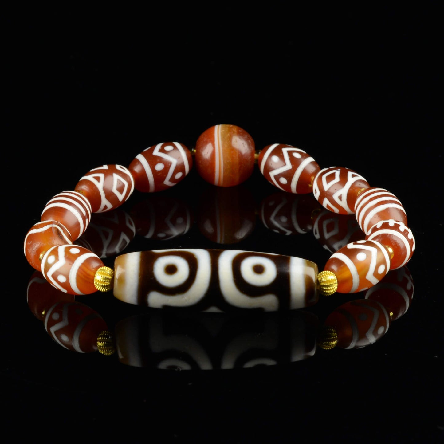 Vajra Three-Eyed Dzi Bracelet with Protective Canopy Pattern