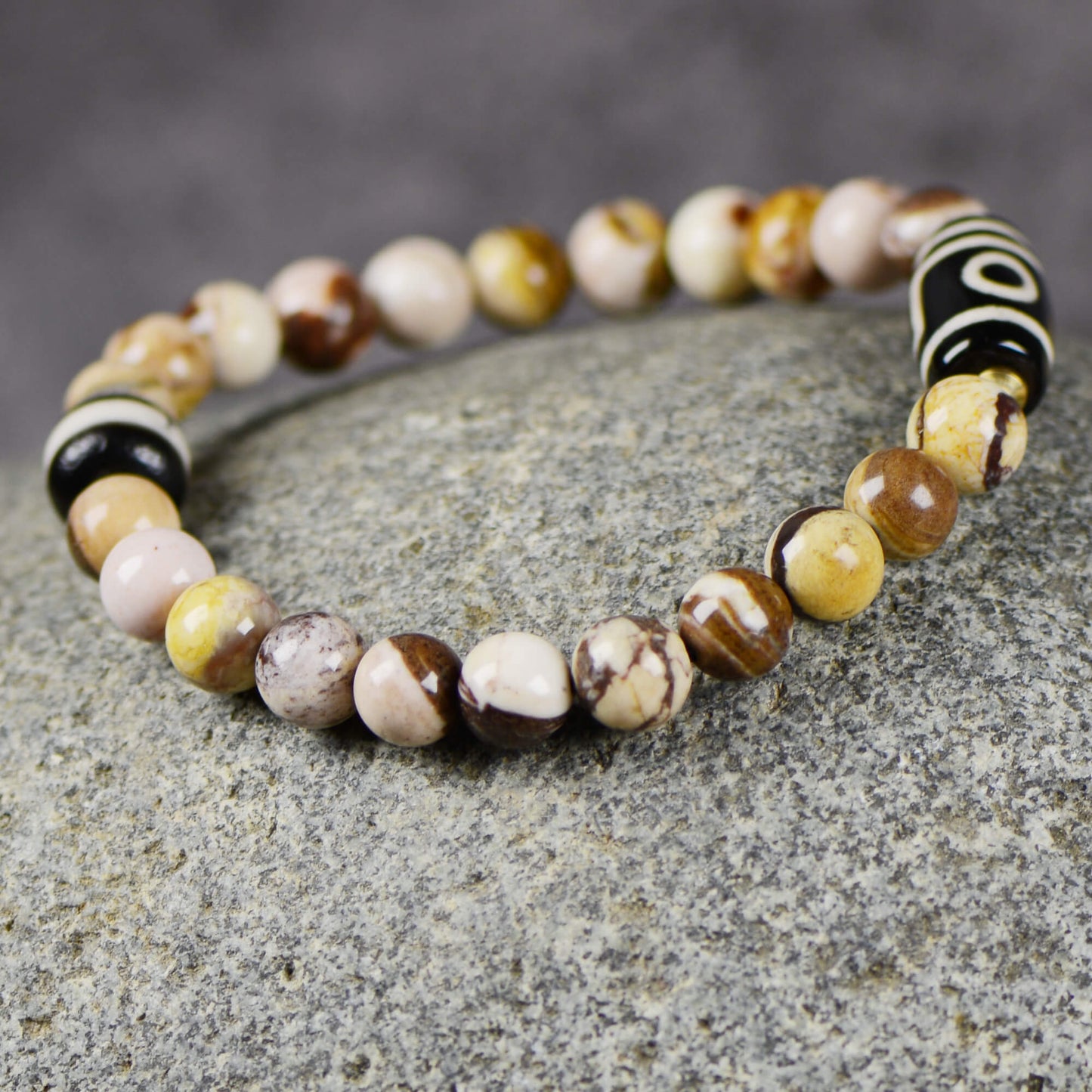 Vajra Two-Eyed Dzi Bracelet