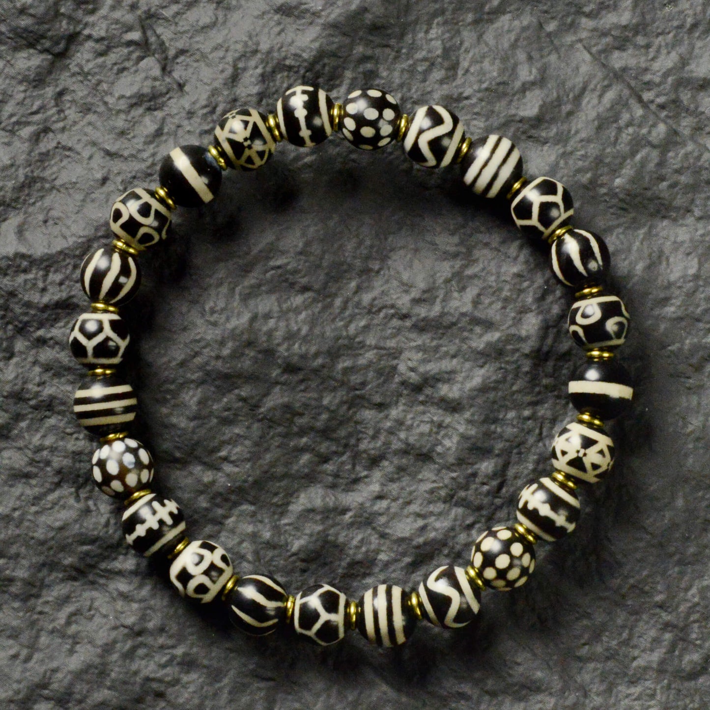 Vajra Black & White Pyu Beads Bracelet