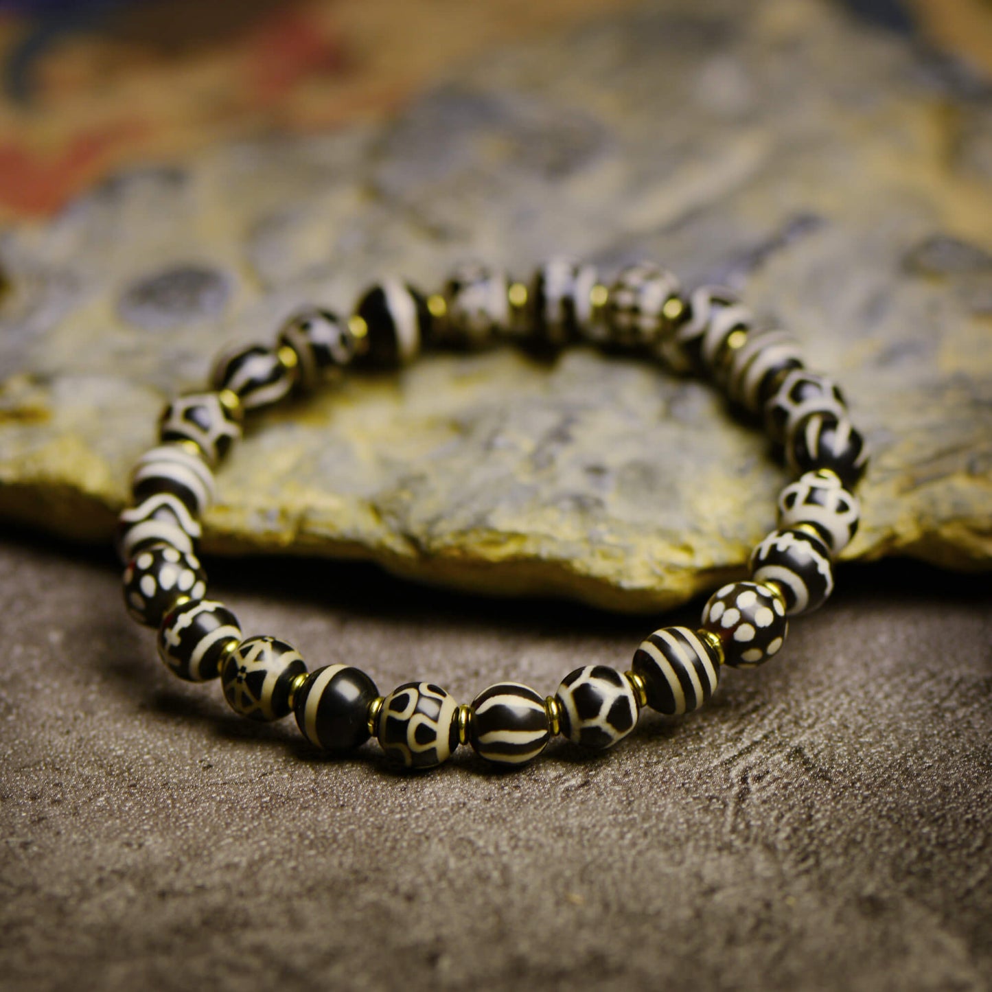 Vajra Black & White Pyu Beads Bracelet