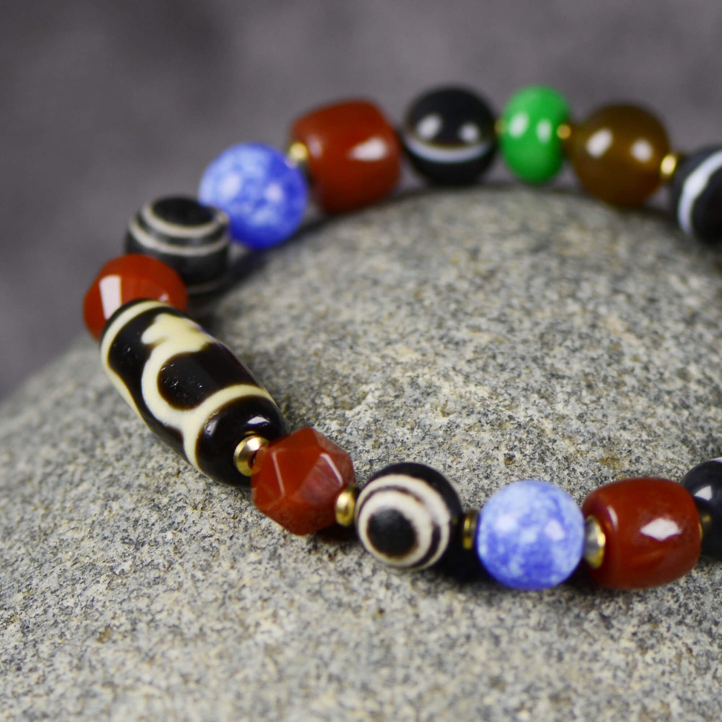 Vajra Vase Dzi Amulet Bracelet