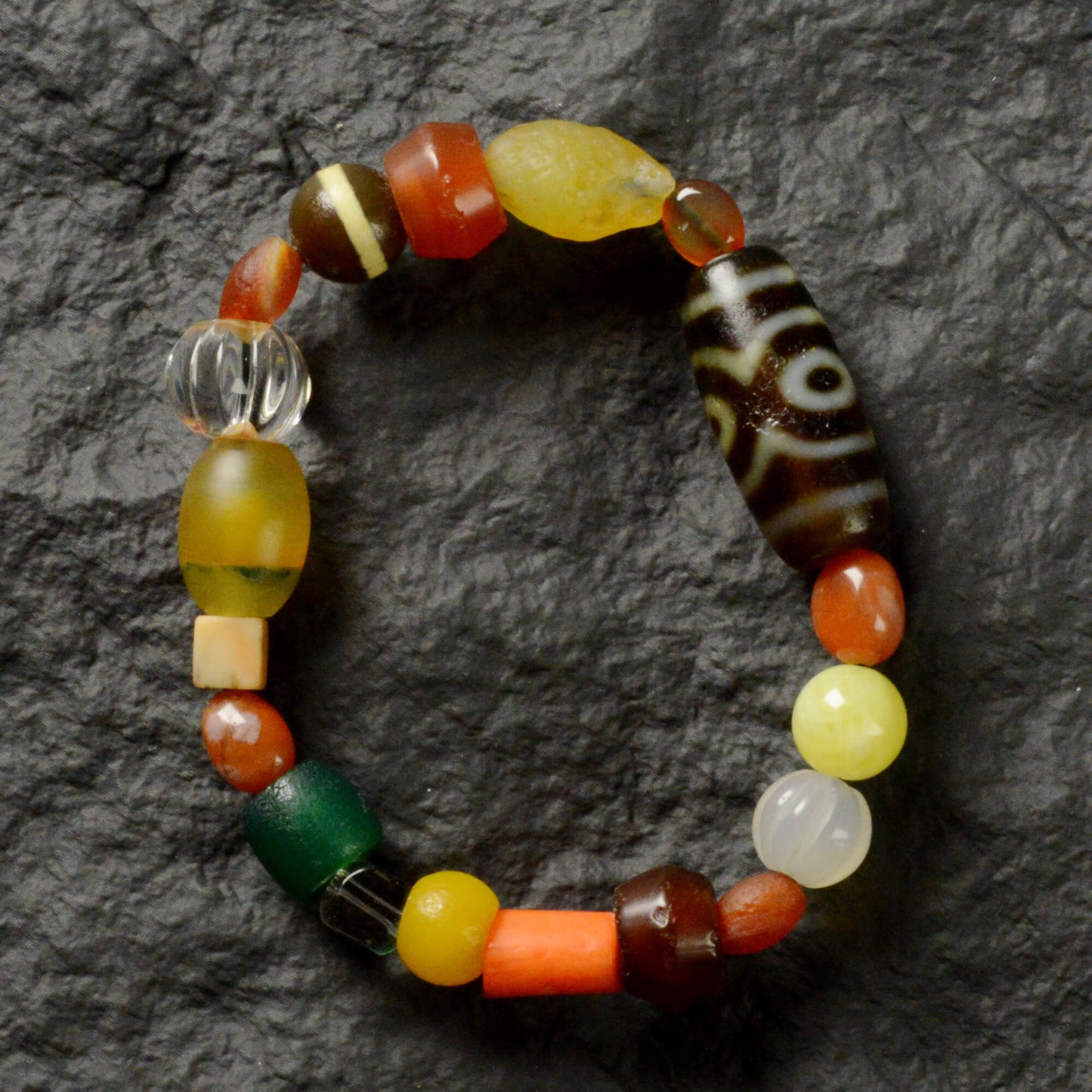 Vajra Lotus Three-Eyed Dzi Bracelet