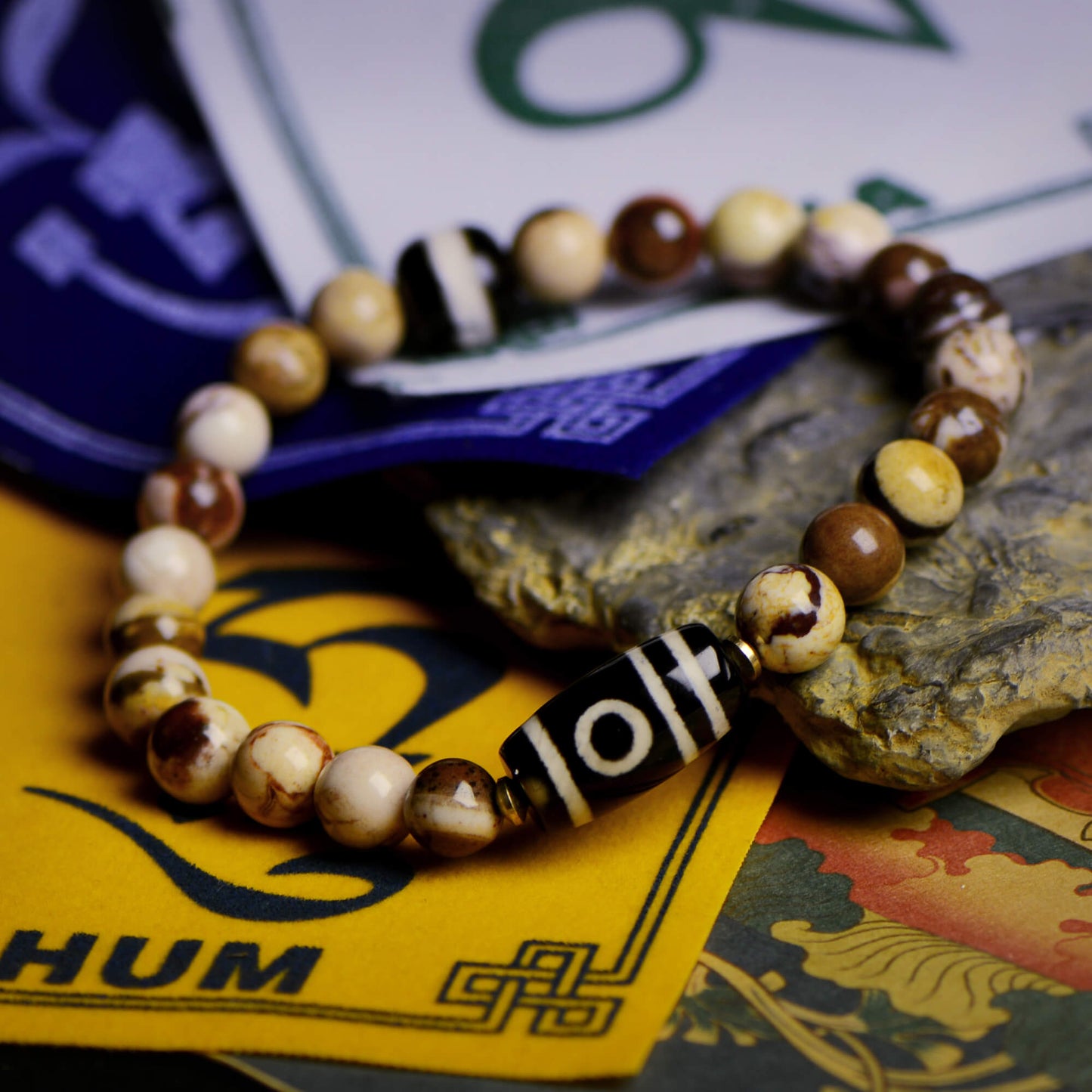 Vajra Two-Eyed Dzi Bracelet