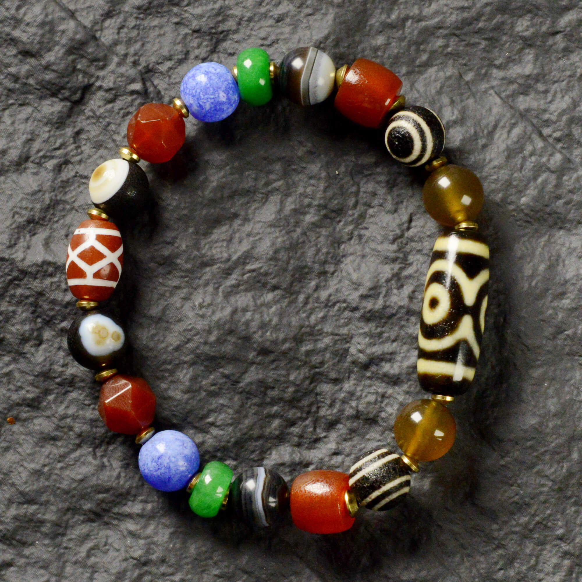 Lotus Three-Eyed Dzi Bead Bracelet