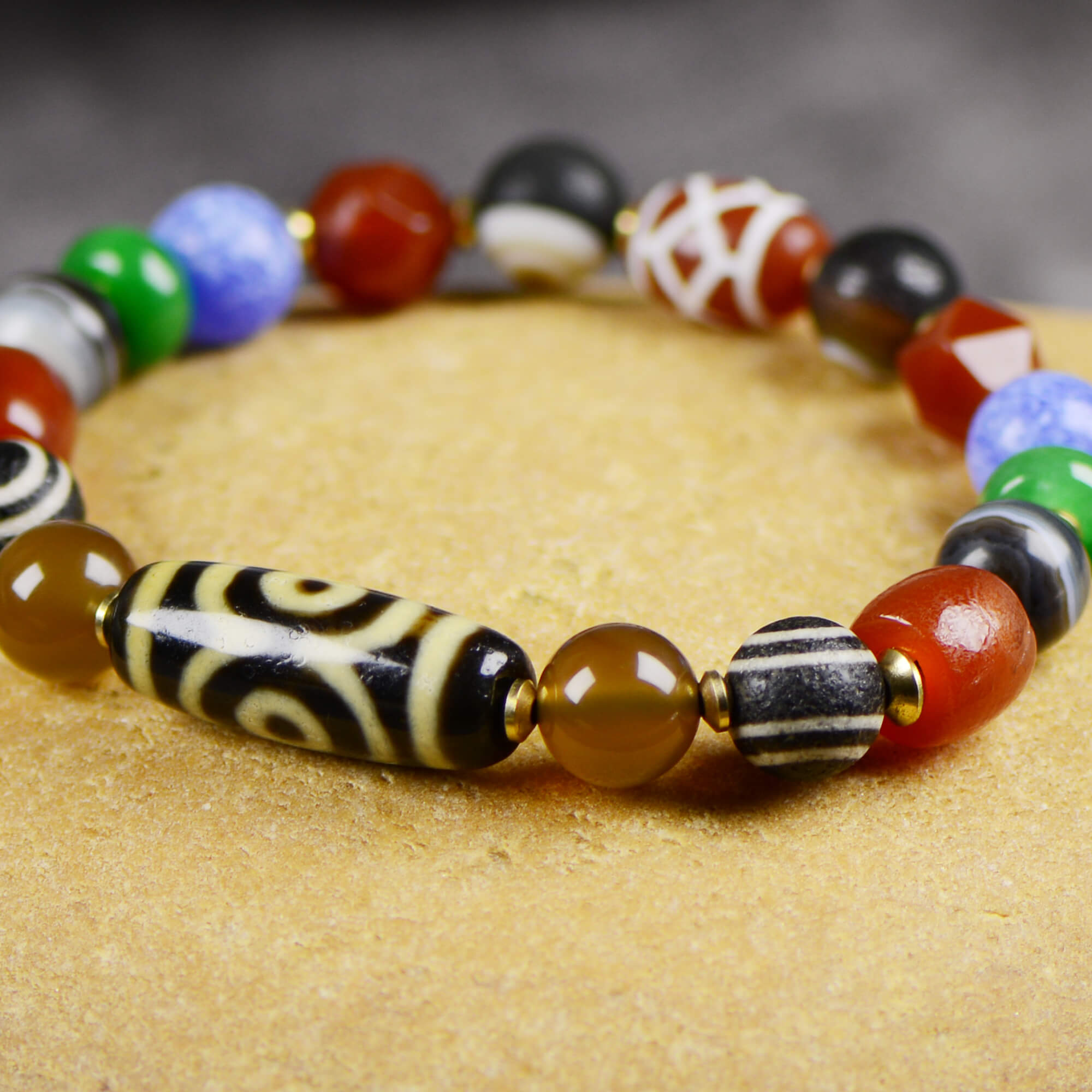 Lotus Three-Eyed Dzi Bead Bracelet
