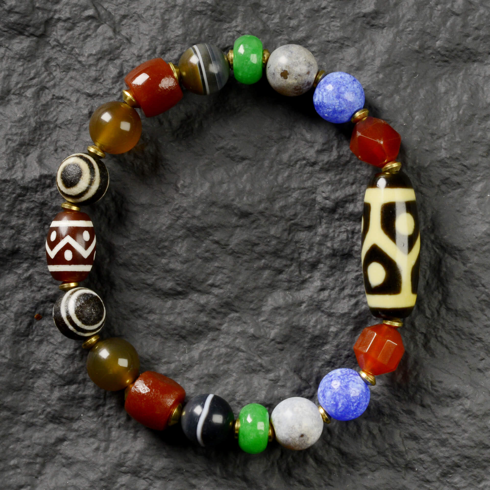Tortoise-Back Dzi Bead Bracelet