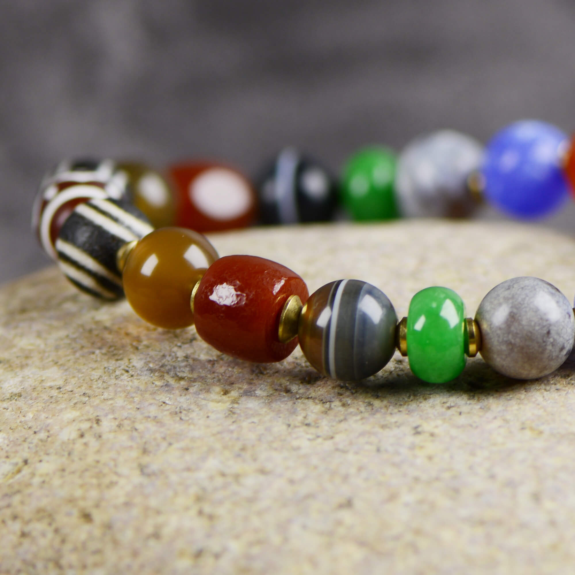 Tortoise-Back Dzi Bead Bracelet
