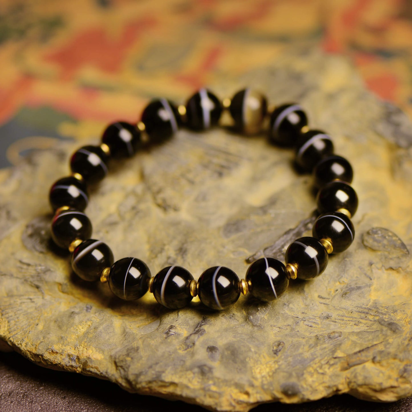 Vajra Black and White Bhaisajyaguru Bead Energy Bracelet